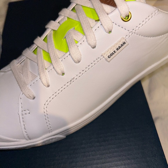 Cole Hahn Marlowe Sneaker - Picture 3 of 7